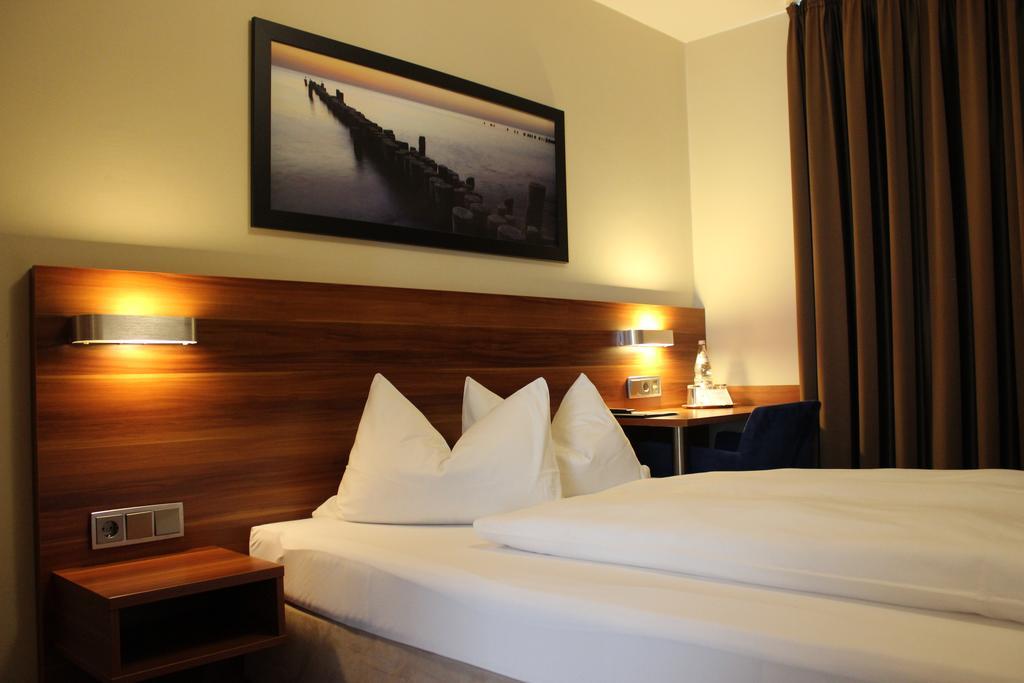 Altstadthotel Kneitinger, Abensberg Habitación foto