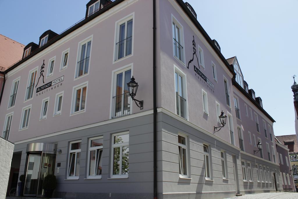 Altstadthotel Kneitinger, Abensberg Exterior foto
